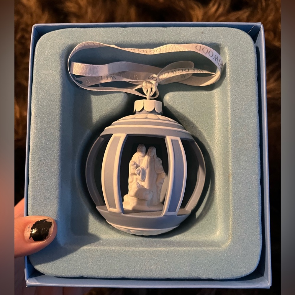 Wedgewood Jasper Nativity Ornament